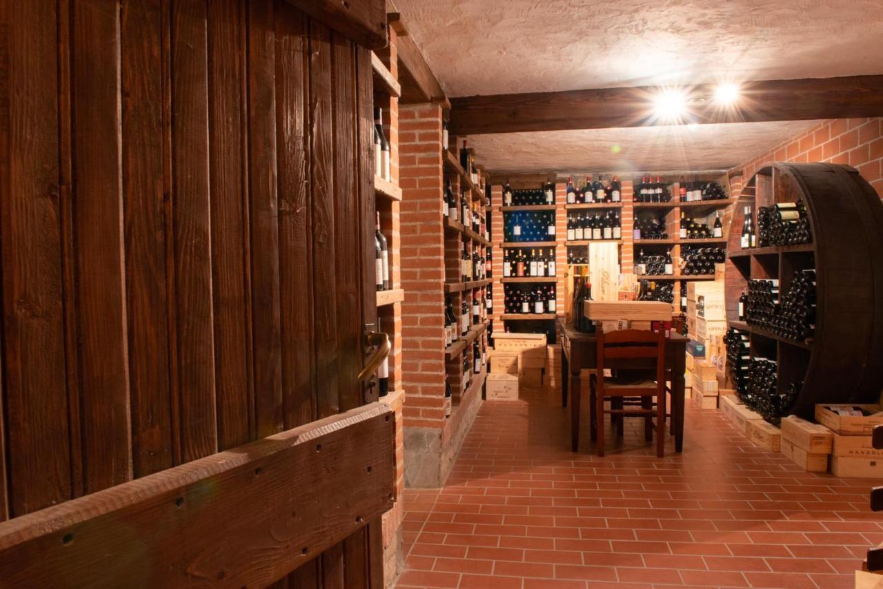 Ristorante Albergo Da Maurizio Cravanzana Exterior foto